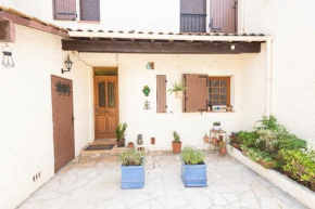 Charming HOLIDAY HOUSE - near the BEACH